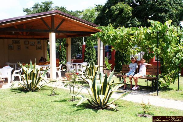Hotel Sharmat Πιτσούντα Εξωτερικό φωτογραφία
