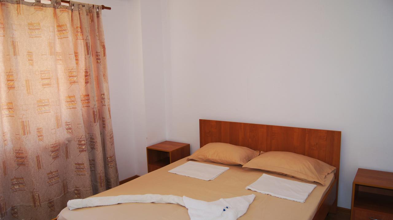 Hotel Sharmat Πιτσούντα Εξωτερικό φωτογραφία